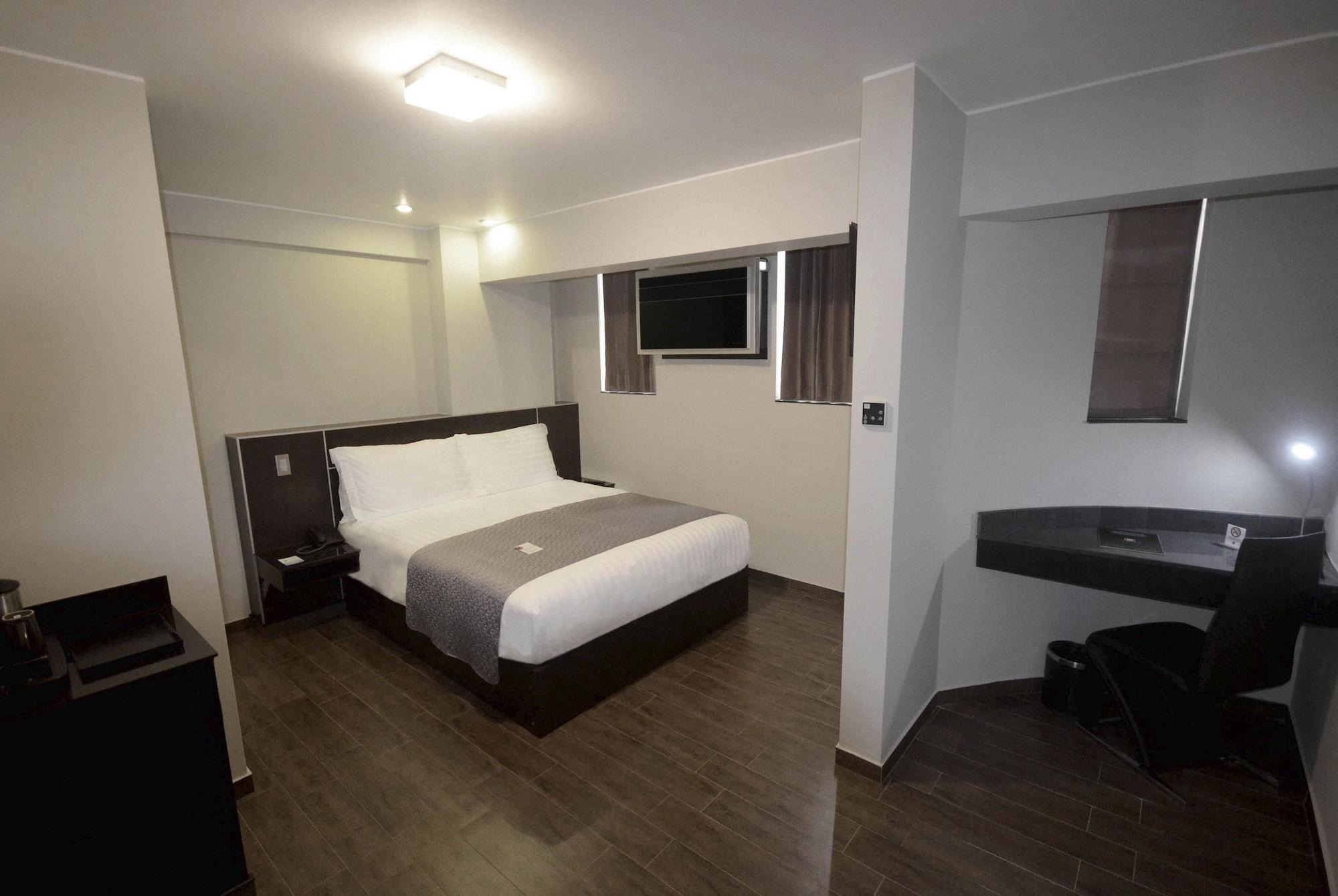 Qp Hotels Trujillo Esterno foto