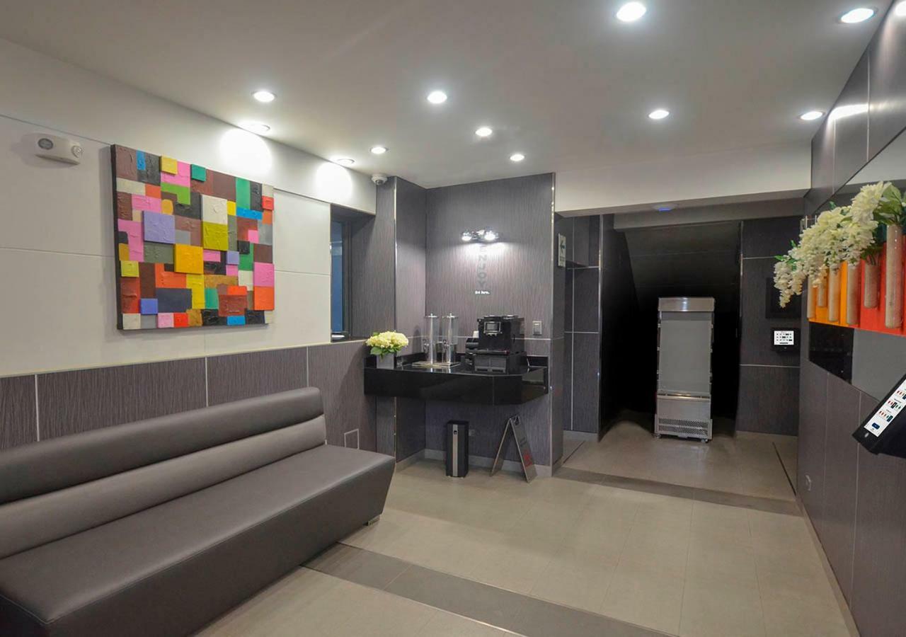 Qp Hotels Trujillo Esterno foto