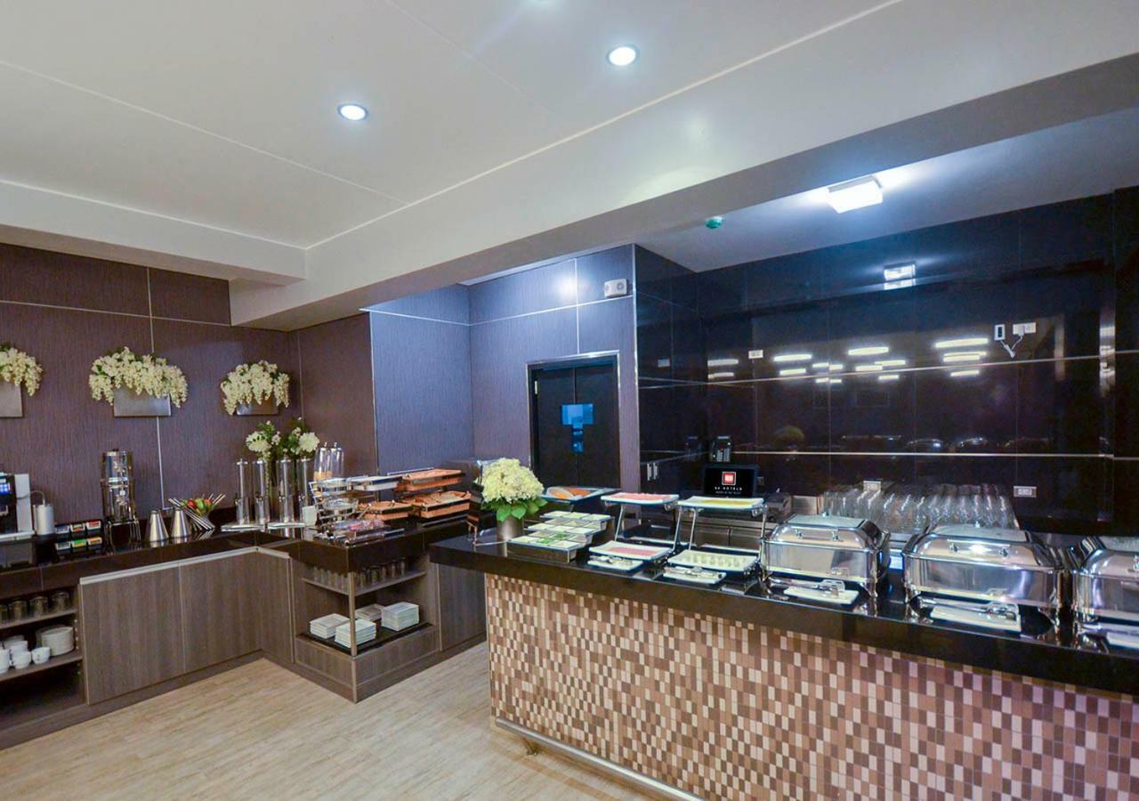 Qp Hotels Trujillo Esterno foto